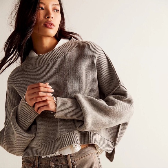 Free People Sweaters - Free People Women’s Gray Women's Crew Neck Sweater XS